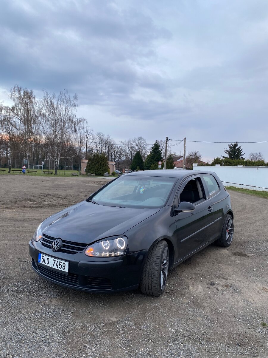 Volkswagen Golf V 1.9TDI