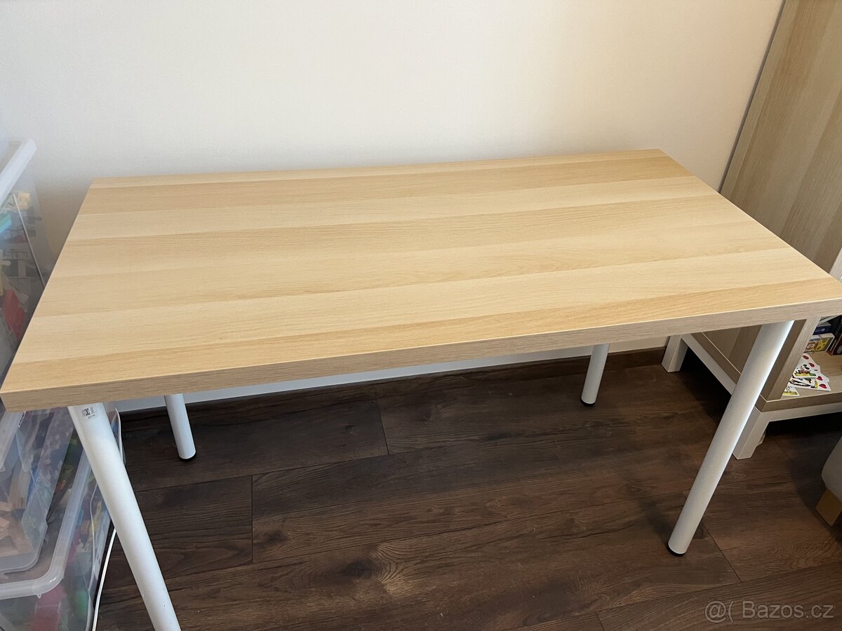 Stůl Ikea