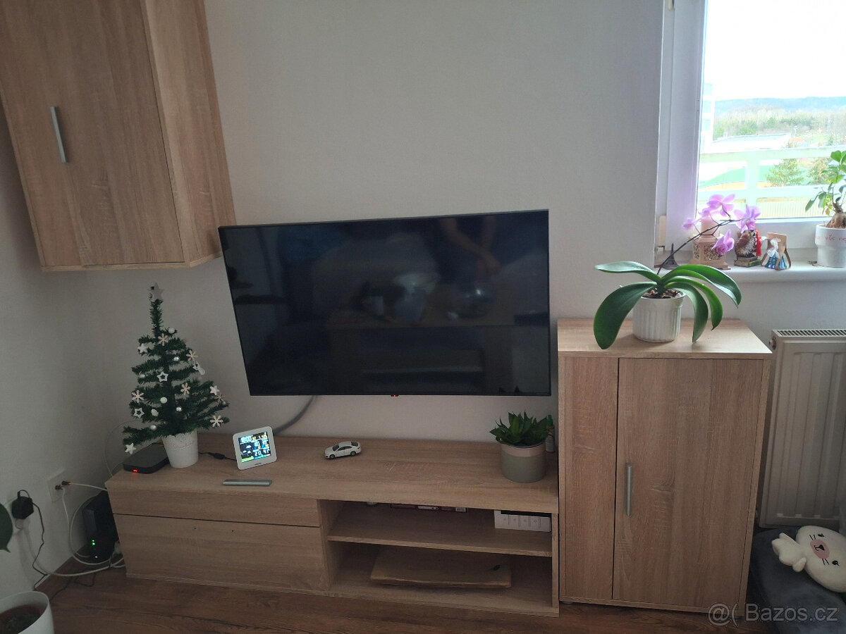 Malá obývací stěna