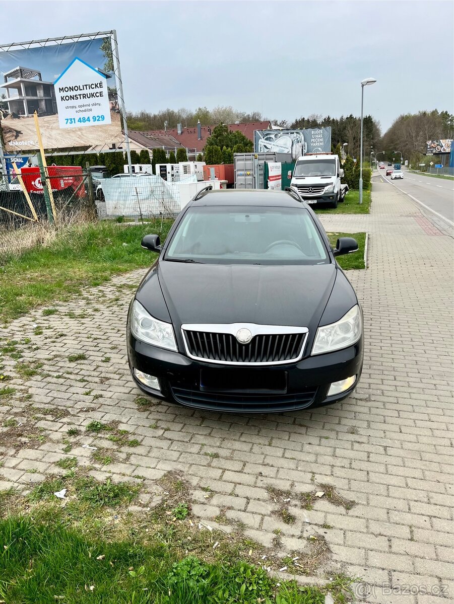 Škoda Octavia 2 na splátky bez registru