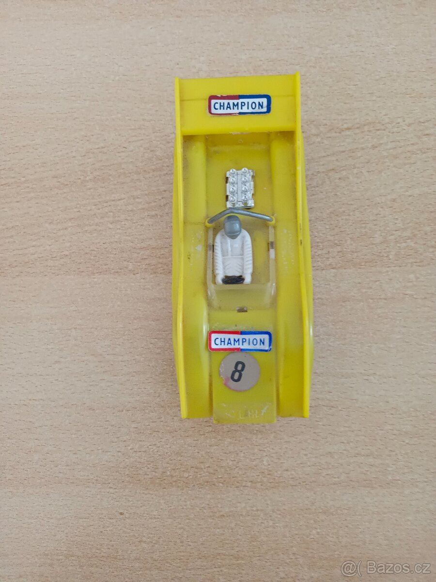 Prodám autíčko meclen autodráhy ites