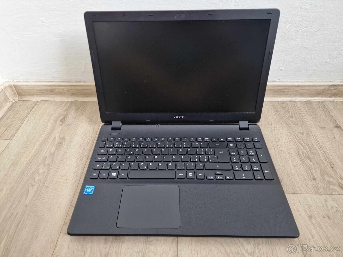 Notebook Acer Extensa 2519 na filmy internet kancelářské ško