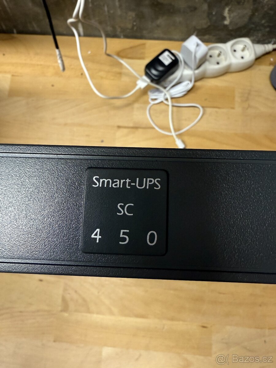 APC Smart-UPS SC 450VA