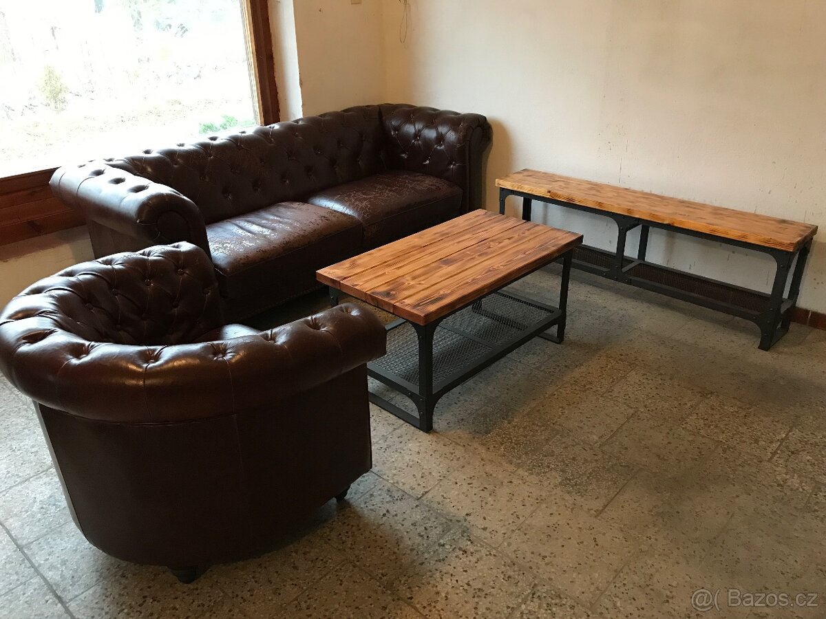 Industrial set Chesterfield