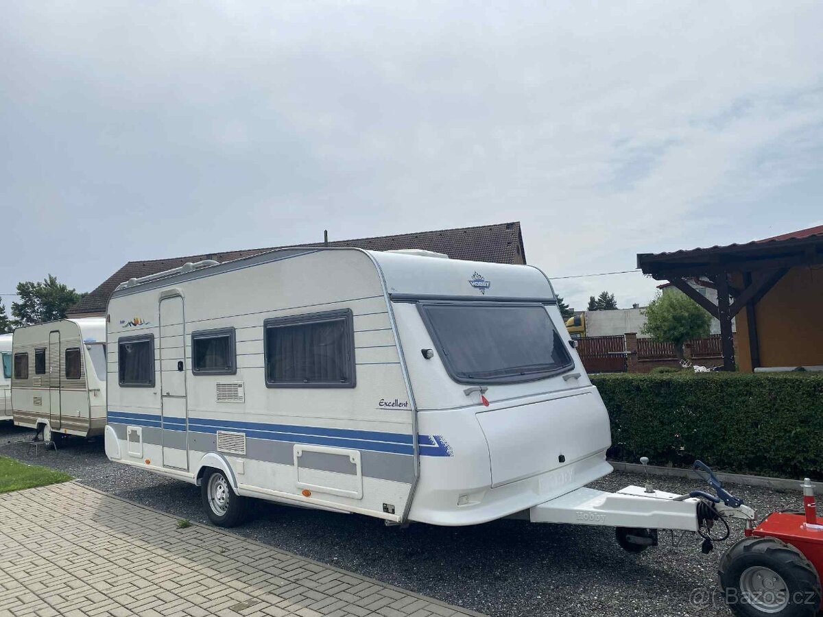 Hobby Excellent Easy 495 / 100 km/h/ Oddělené postele