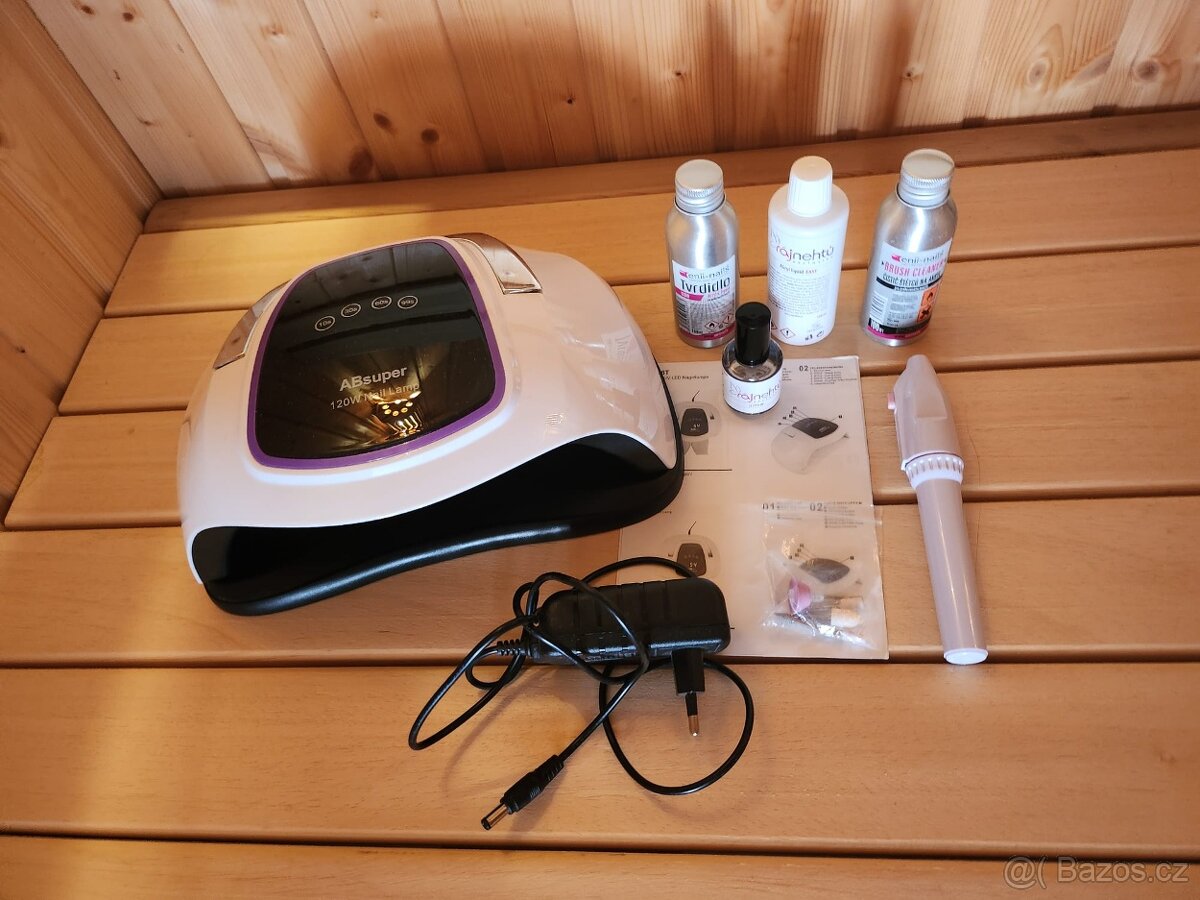 Prodám UV/LED lampu + sadu na akrylové nehty