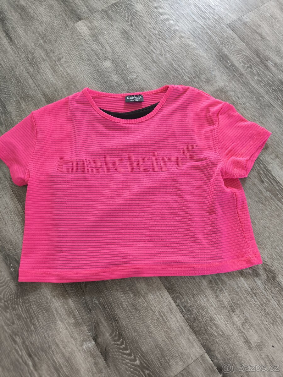 Dívčí sportovní crop top vel. 146