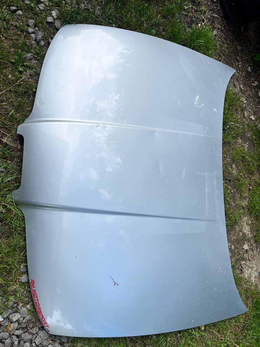 Seat leon kapota střibrná ls7n