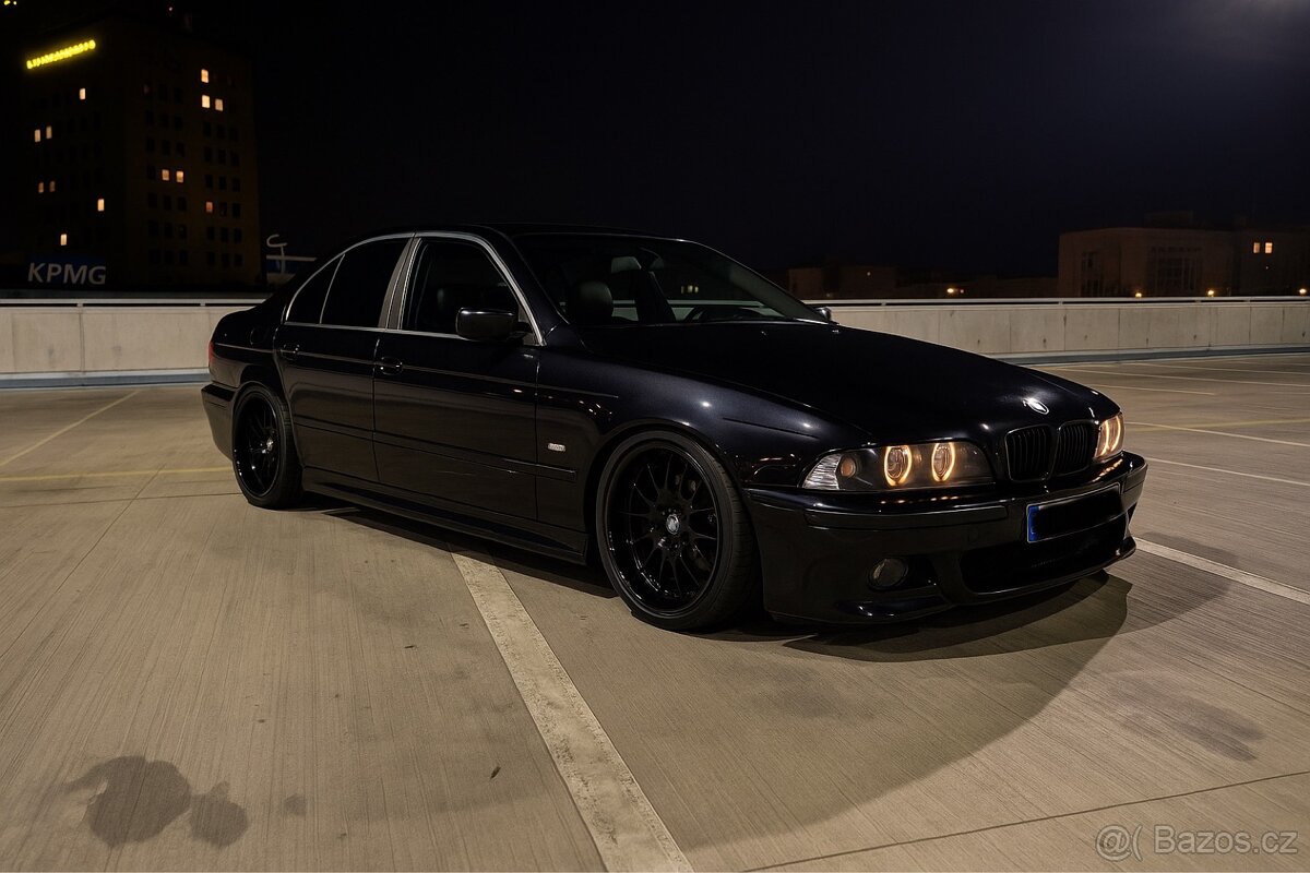 BMW E39 540i manuál