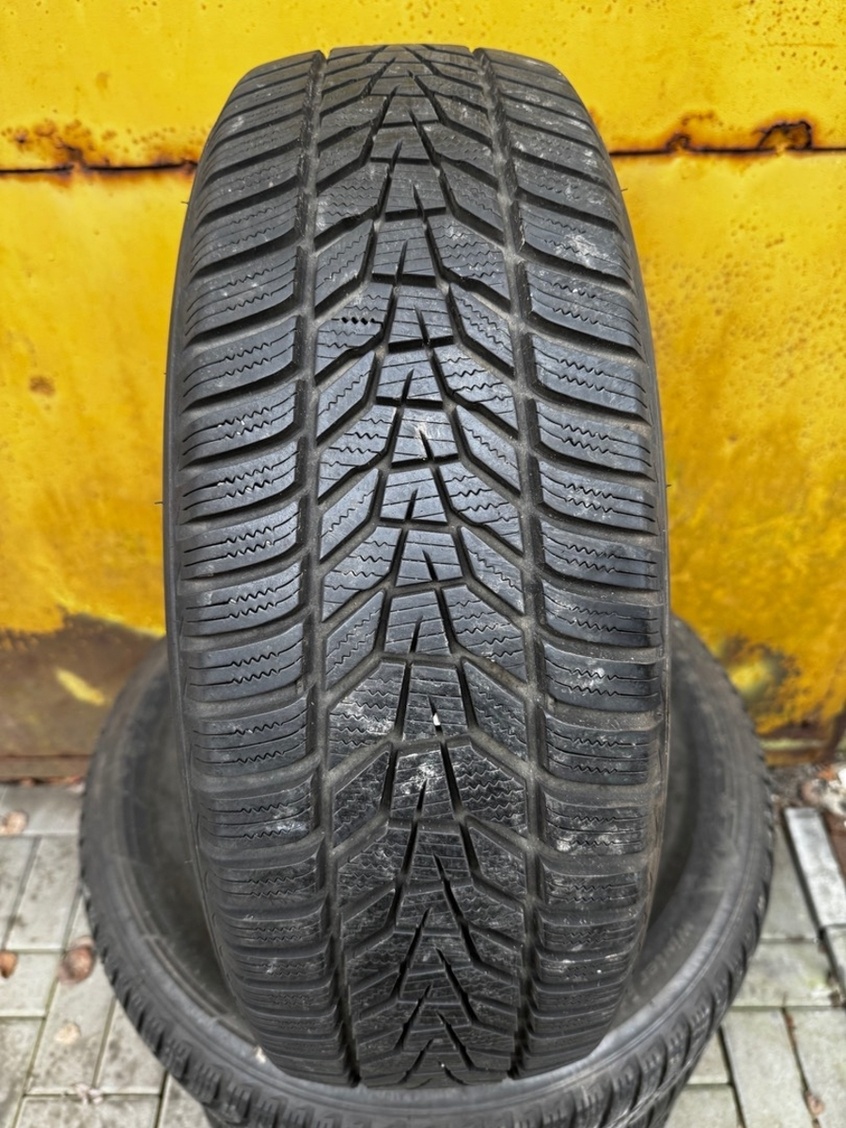 Zimní pneumatiky Hankook 215/65/17