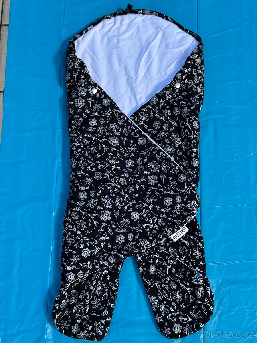 Zavinovačka Bajo do autosedačky a hlubokého kočárku