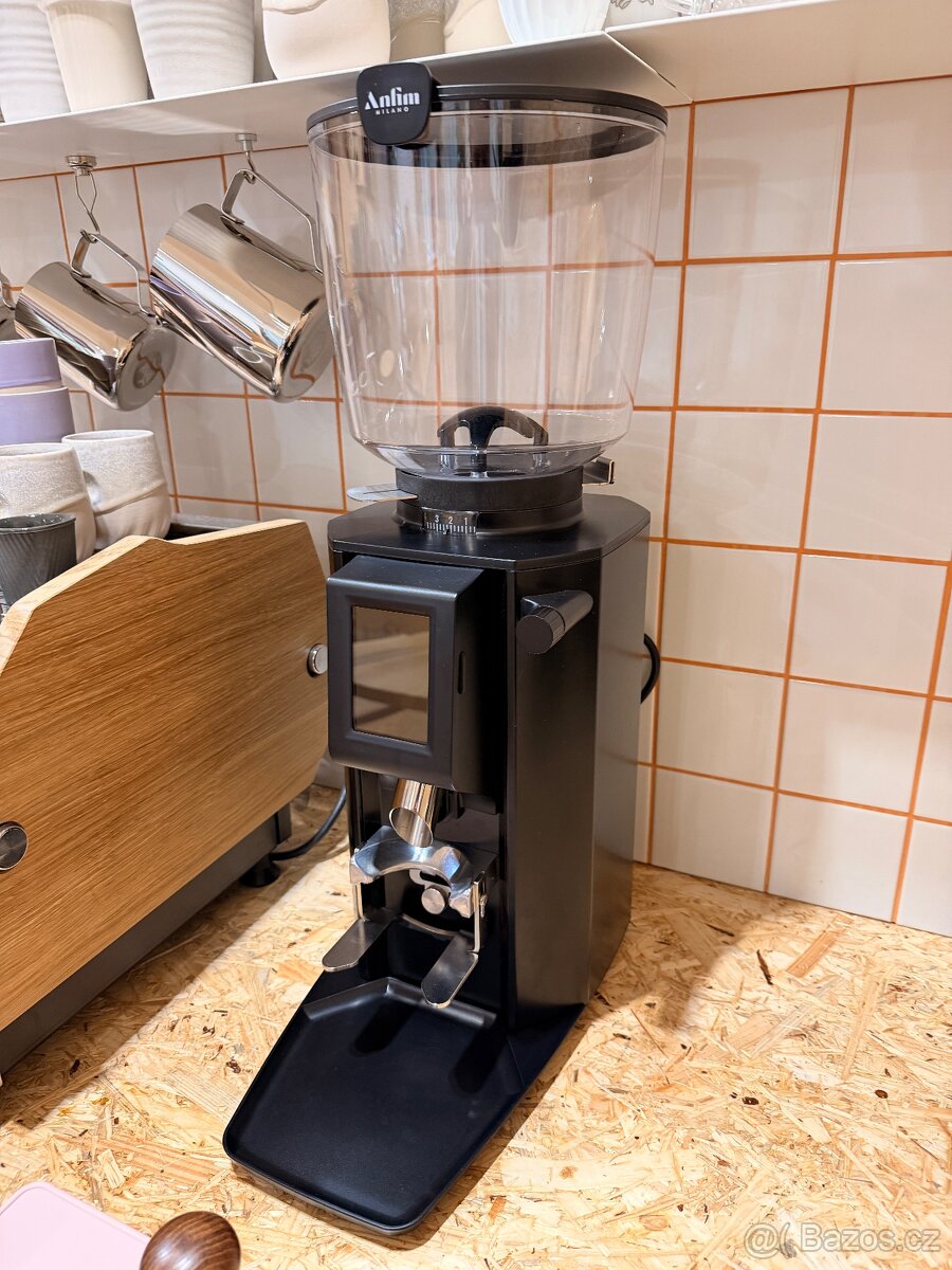 Anfim Luna - Profesionální espresso mlýnek