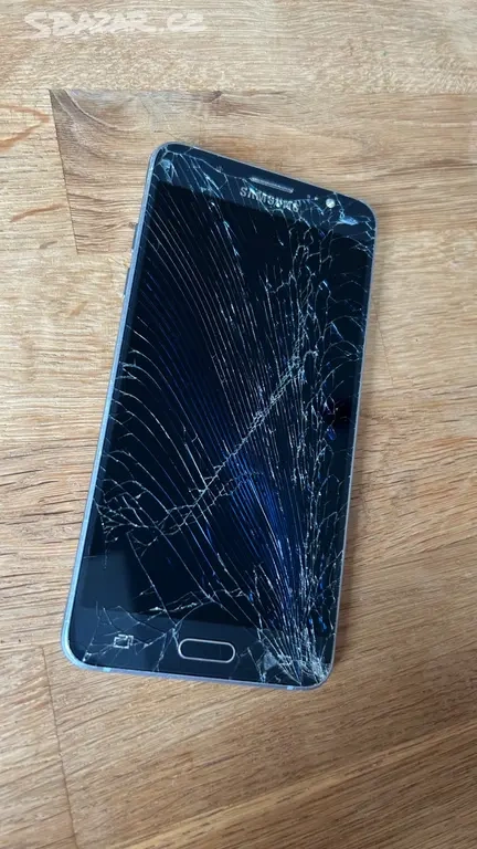 Mobilní telefon Samsung Galaxy J5 Duos (2016)