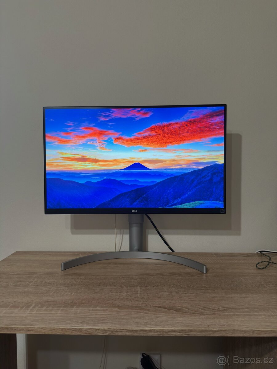 Herní a graficky monitor LG