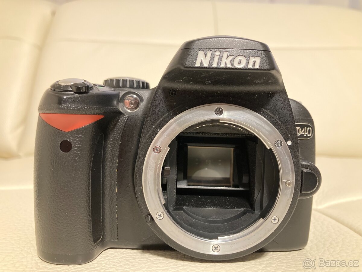 Prodám Nikon D40 – APS-C zrcadlovku