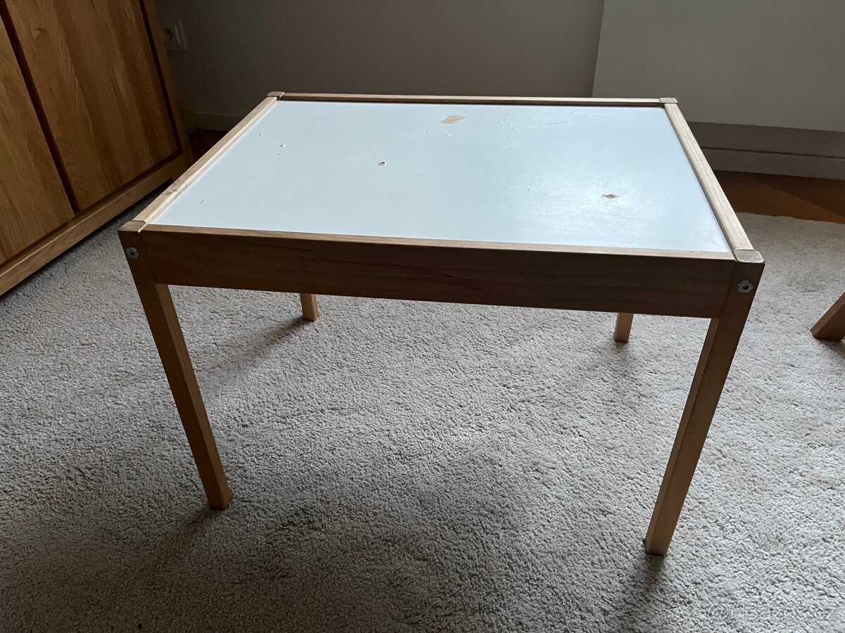 Dětský stolek IKEA