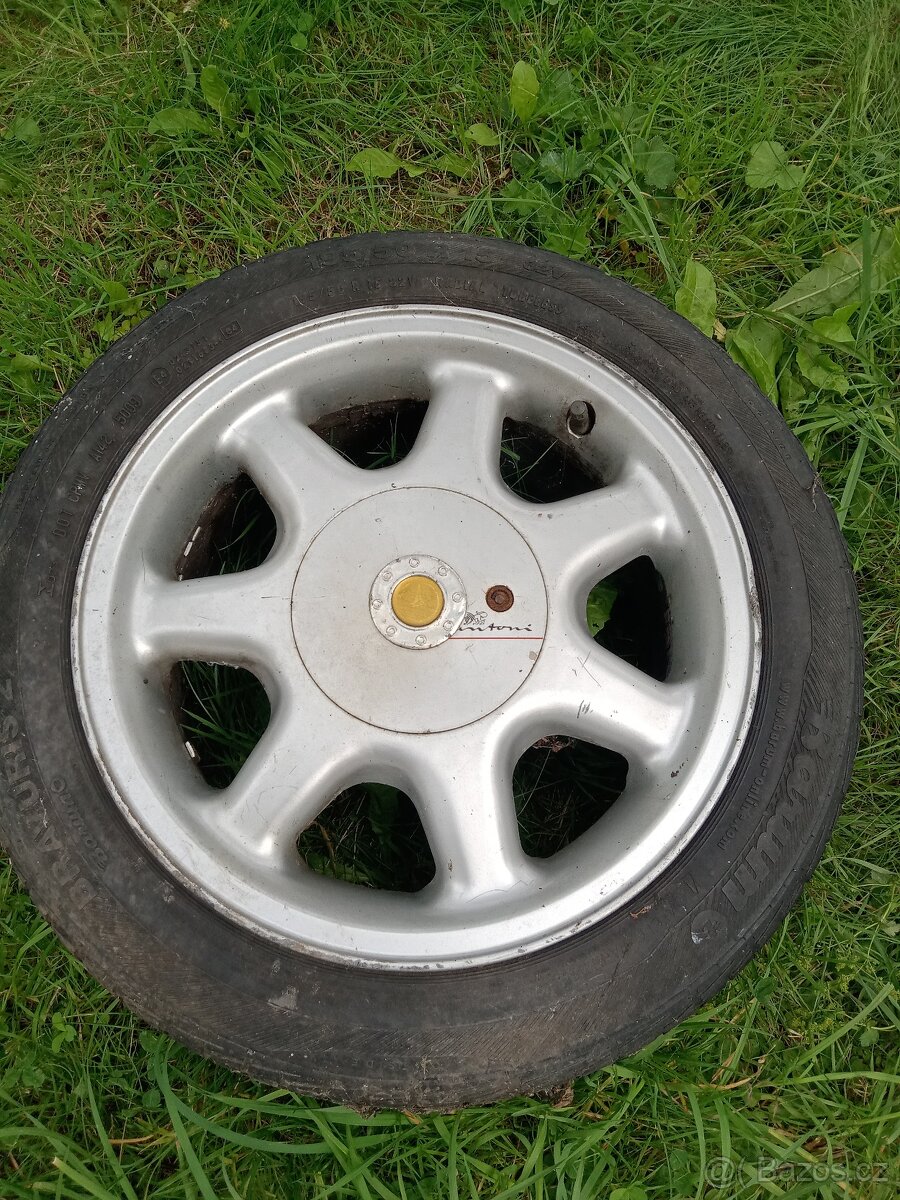 ALU kola MERCEDES 15 s pneu 195/50 R 15