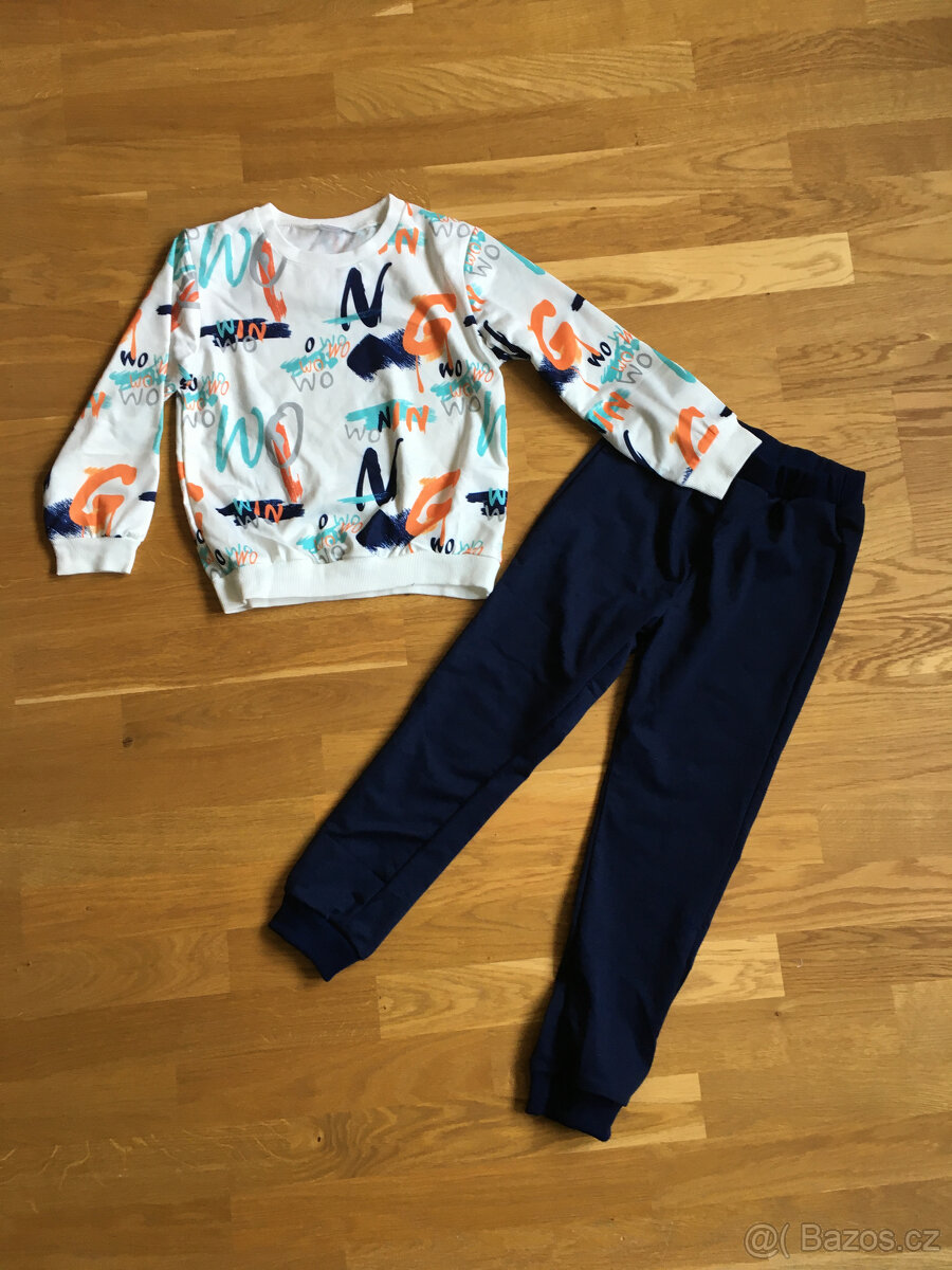 Tepláková souprava vzor+tmavě modrá 6 let Shein NOVÁ