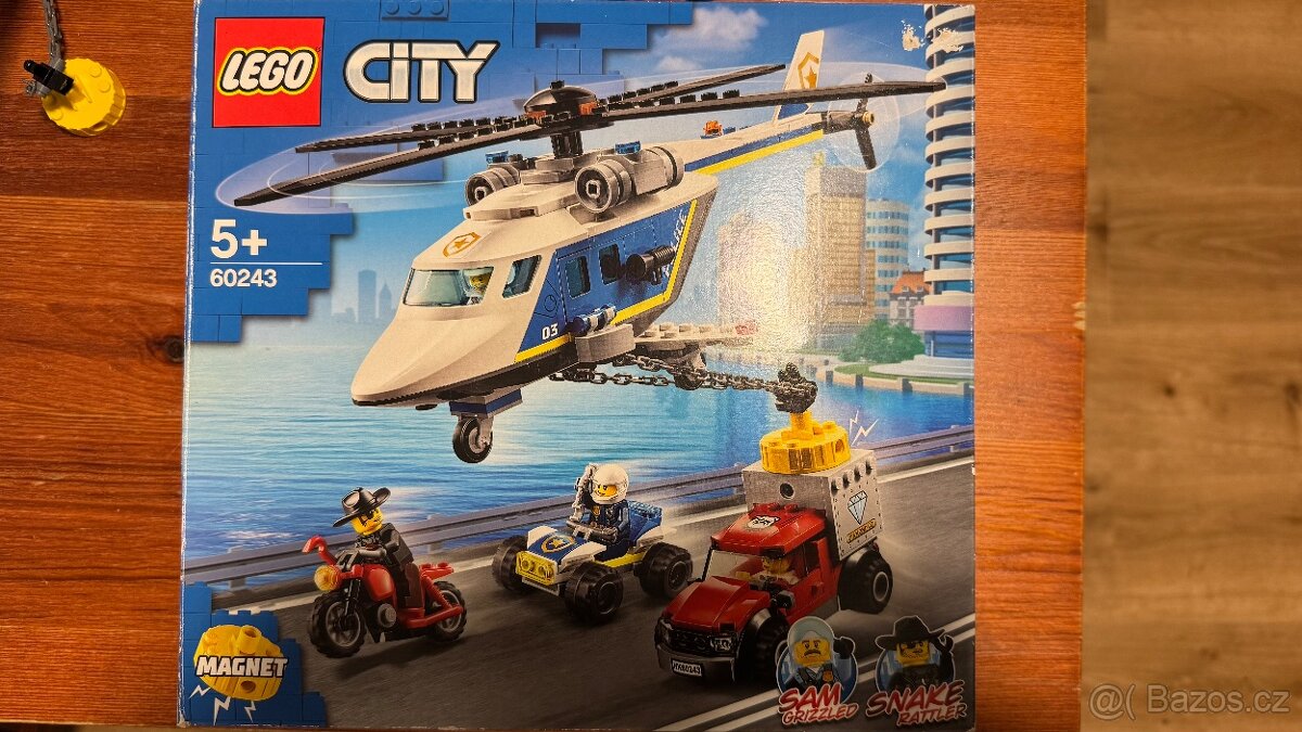LEGO City 60243 Pronásledování s policejní helikoptérou