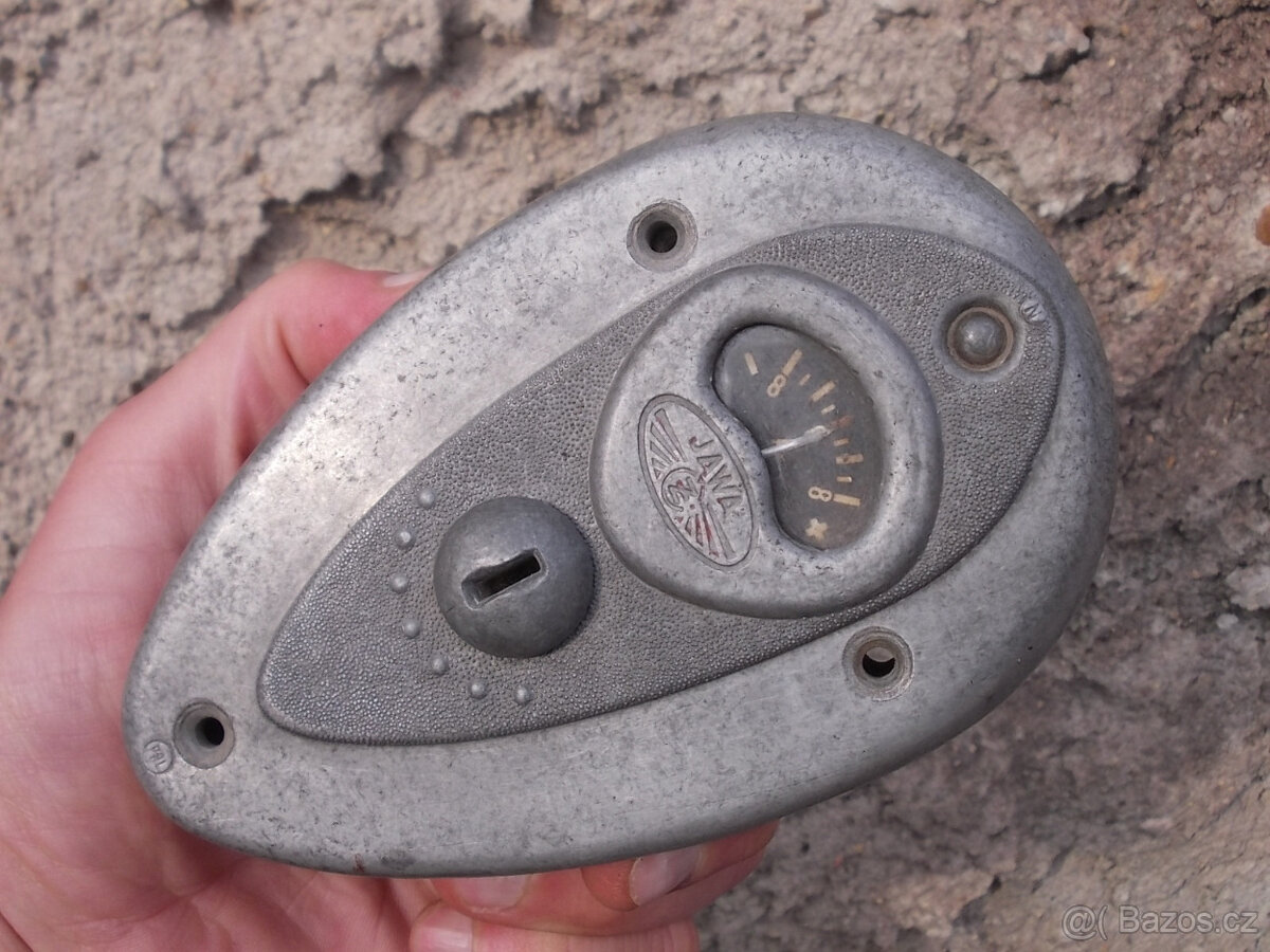 SPINACKA PAL JAWA PERAK PANELKA MOTO VETERAN