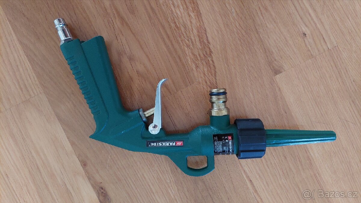 Prodám pneumatickou vodní pistol