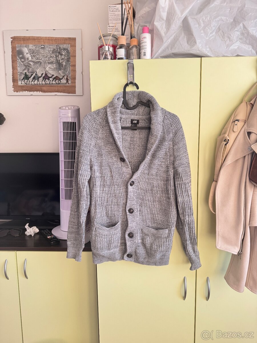 H&M Pánský svetr s kapucí a knoflíky