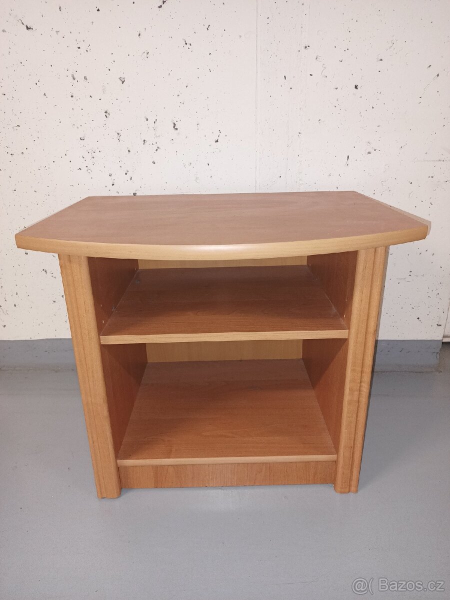 Skříňka pod TV
