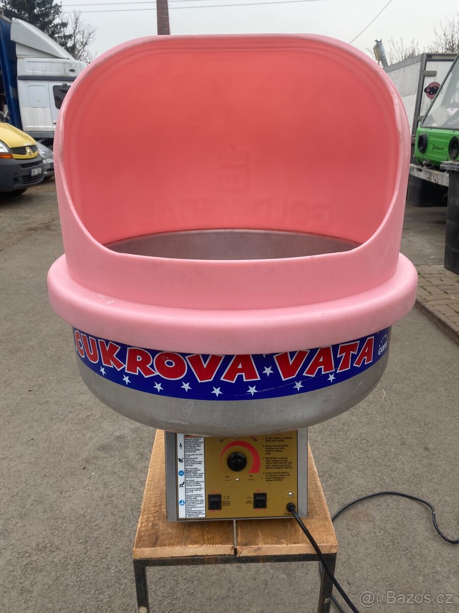 Stroj na cukrovou vatu