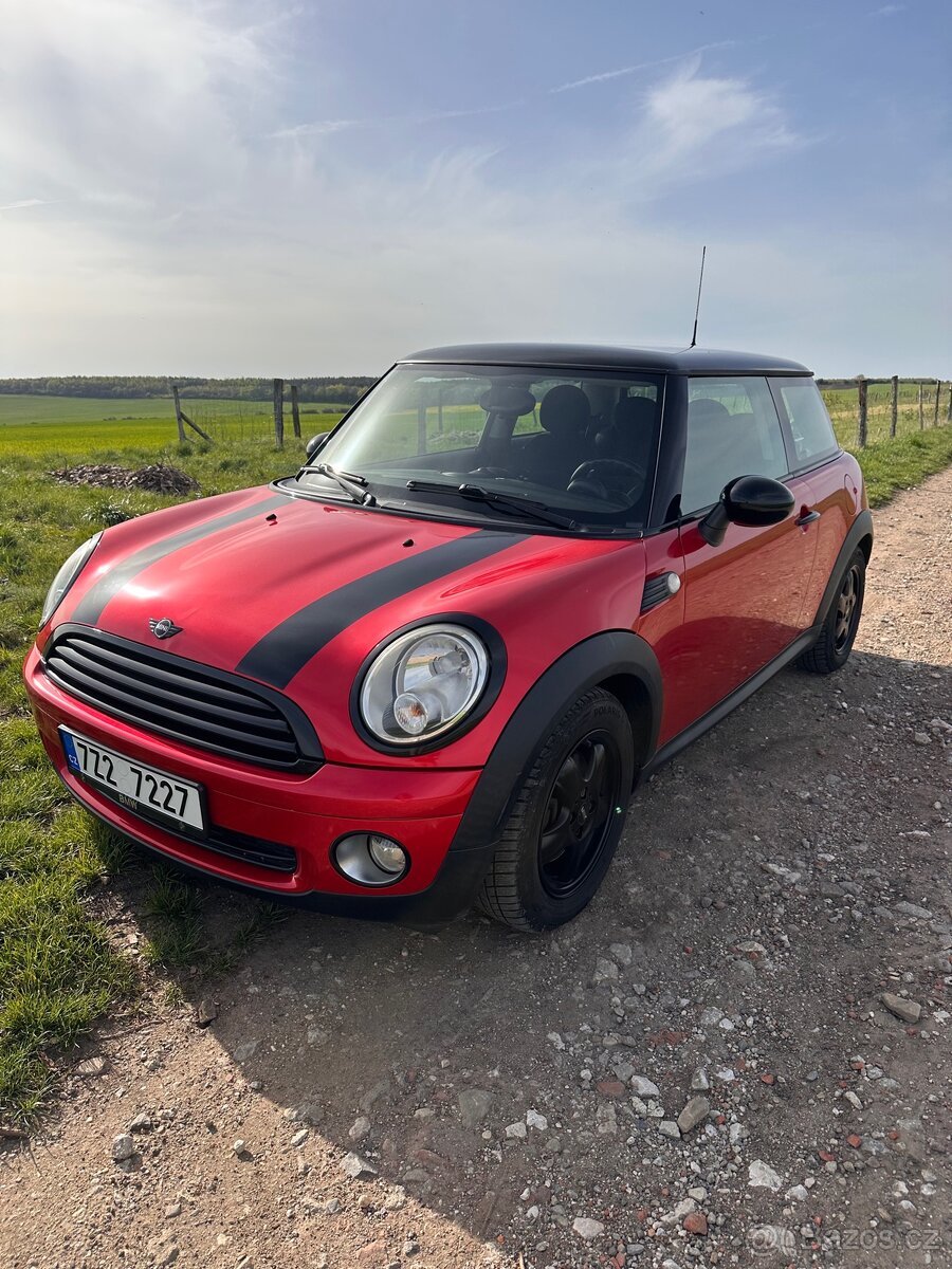Mini Cooper R56 1.6 benzín