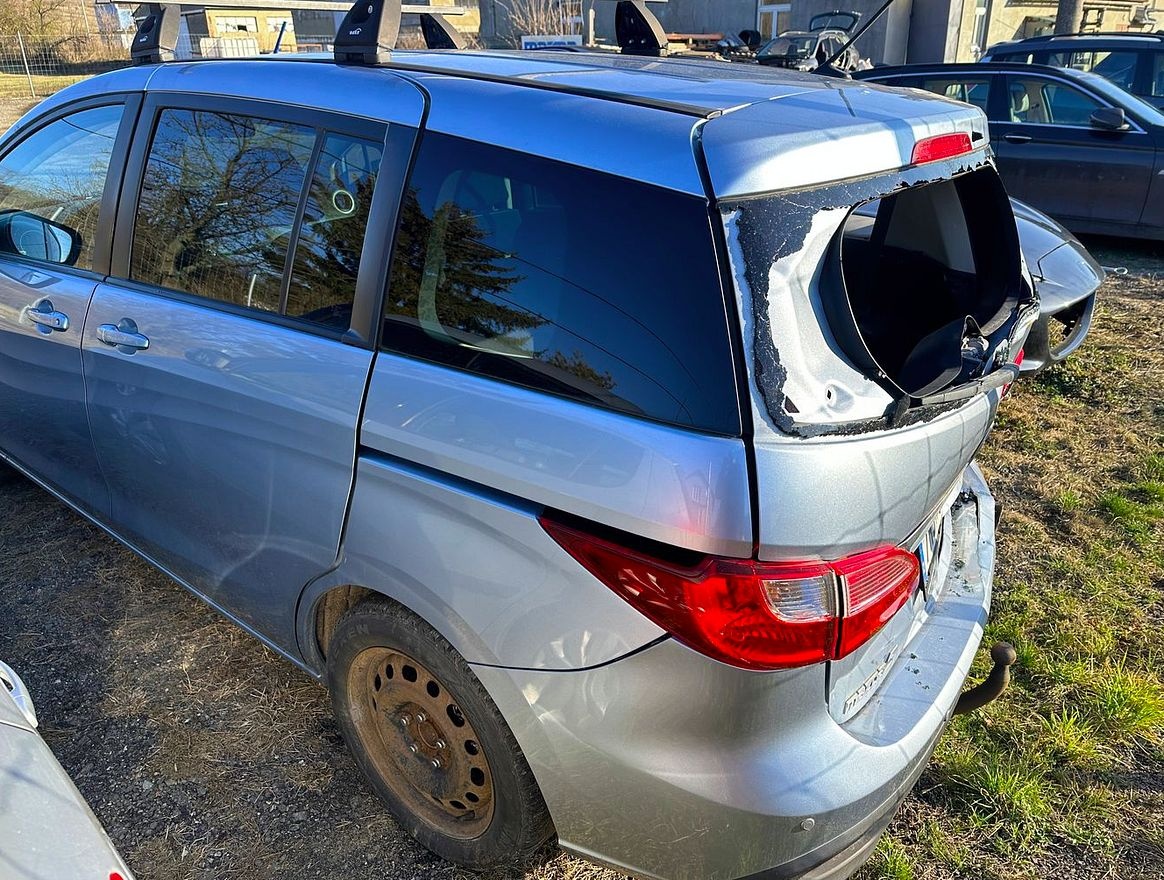 Mazda 5 CW 2.0i havarovaná