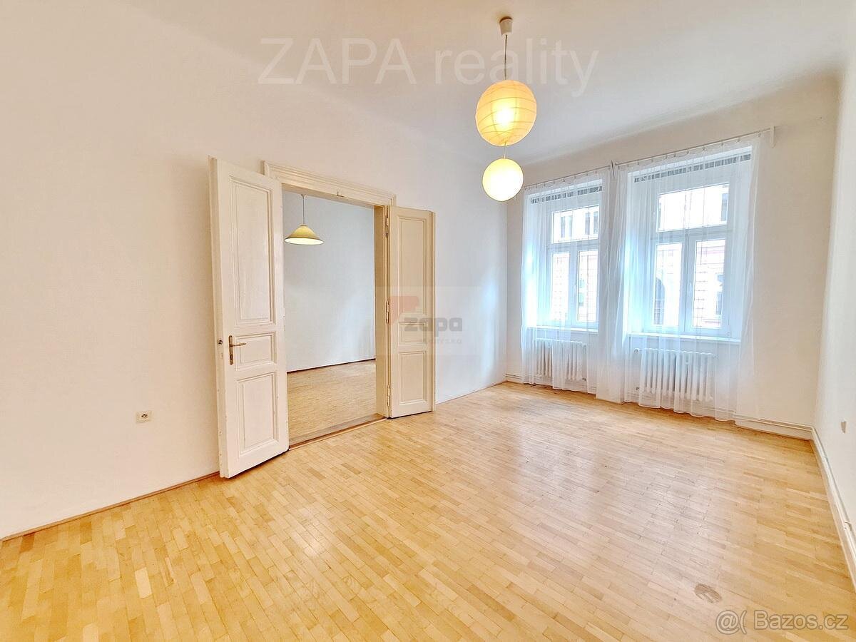 pronájem byt 1+1 50 m2 P5 Smíchov ul. Na Celné 1.patro cihl