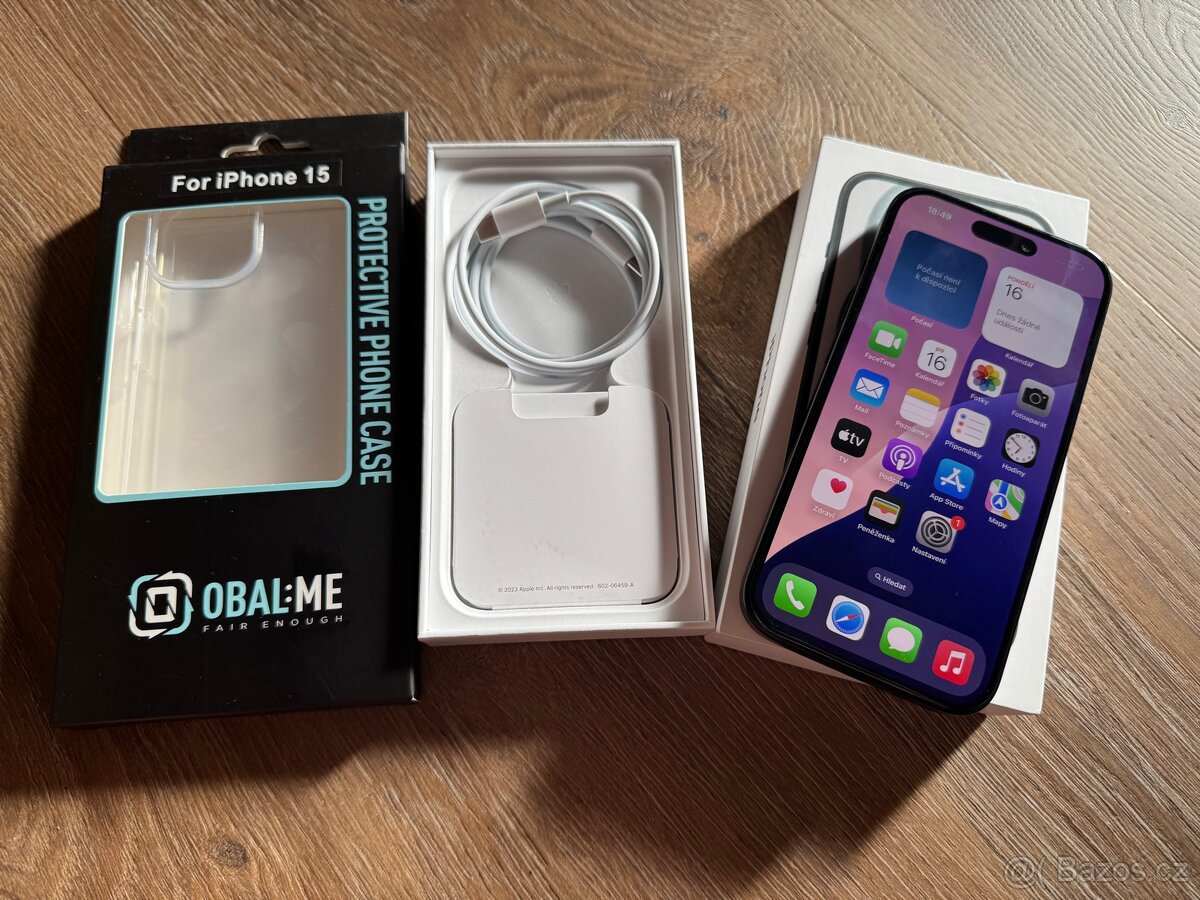 Zánovní IPhone 15 128gb