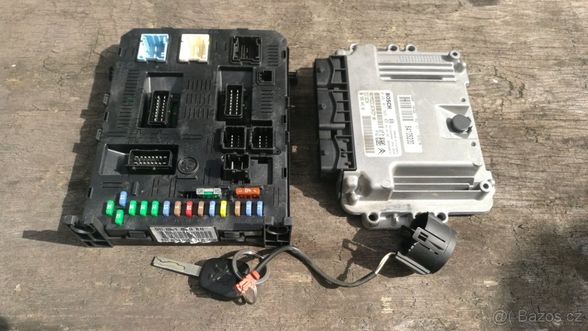 Peugeot-Citroen 1,6 HDi ECU+BSI+cívka+klíč start.sestava