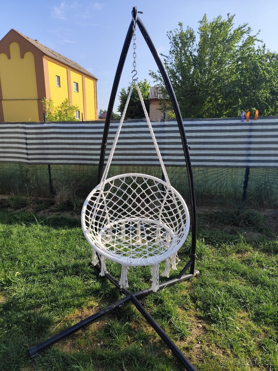 Závěsná houpačka se stojanem