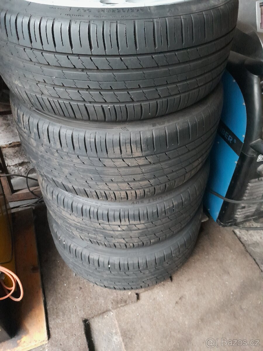 Lentní pneu 245 35 r21 + 275 35 r21