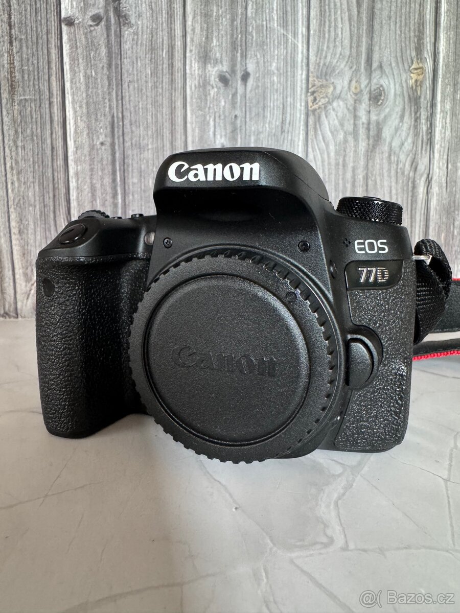 Canon EOS 77D + Grip