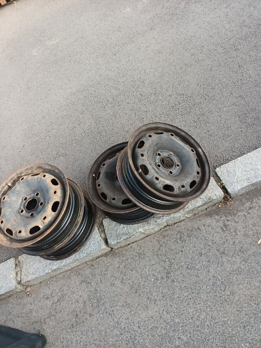 Plechové disky Fabia 1
