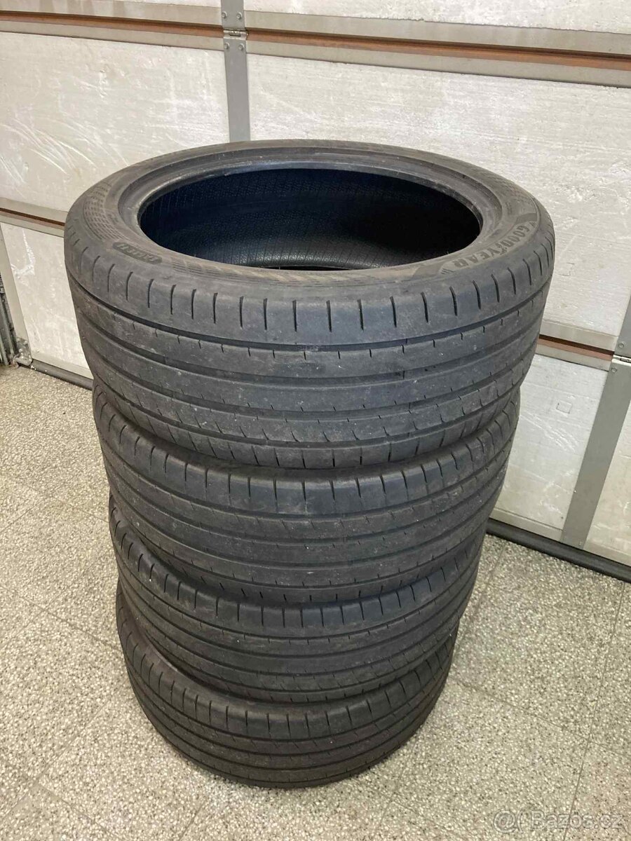 255/45r20 letní