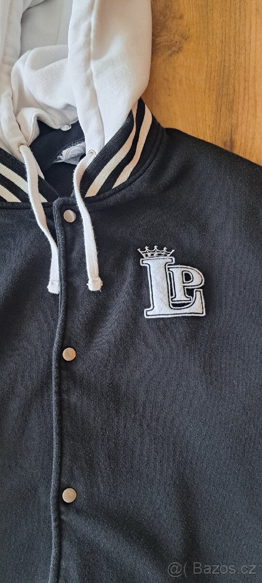 Sportovní bunda