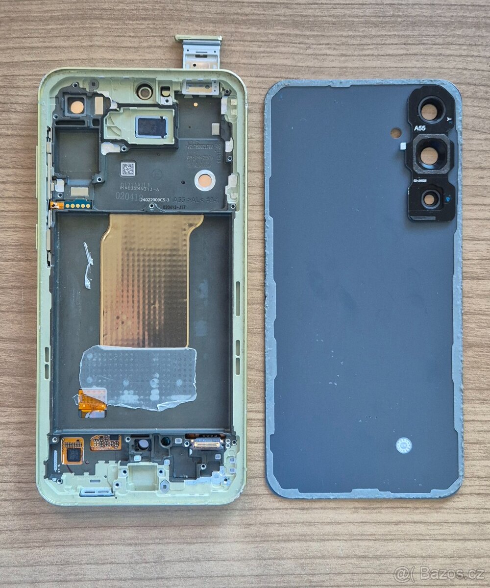 Samsung a55 5g - lcd display poskozeny
