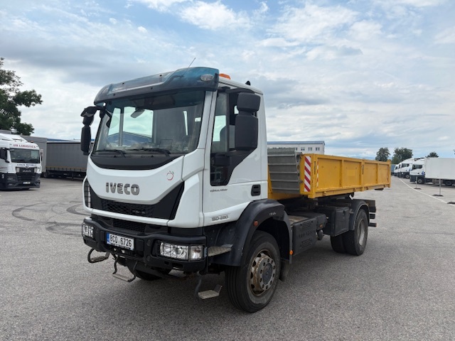 IVECO EUROCARGO 150EW280 4x4 hákový natahovák