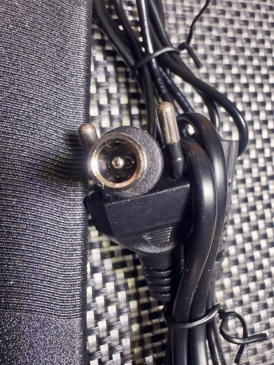 Nabíječka koloběžka Xiaomi/Ninebot 42v 2000mA