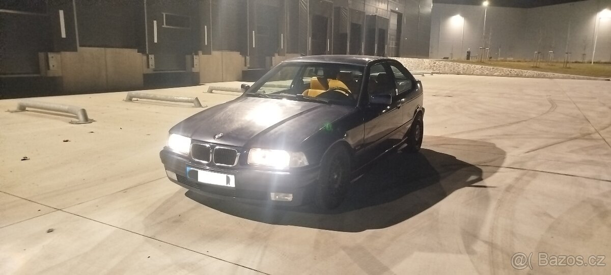 BMW E36 318ti