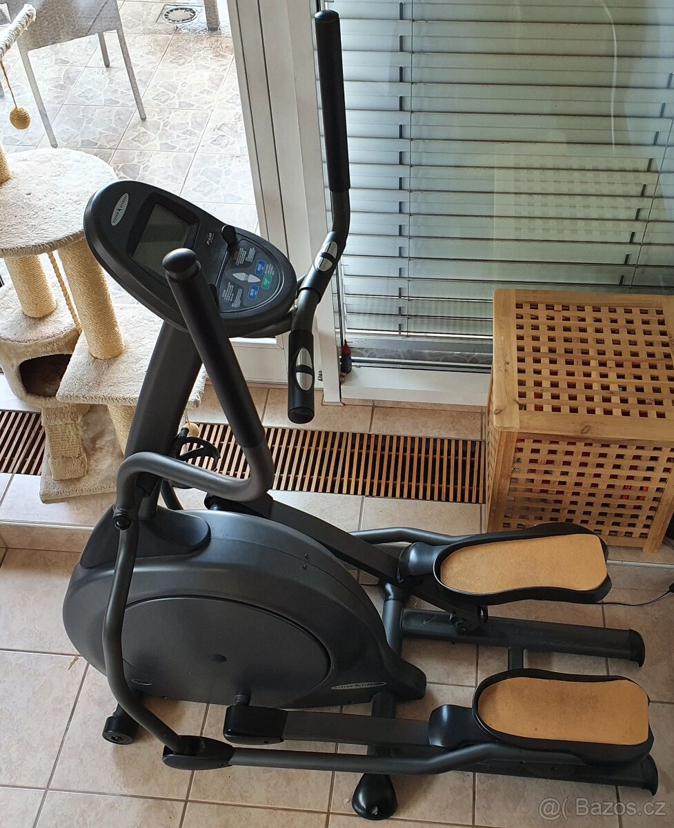 Crossový trenažer Vision Fitness