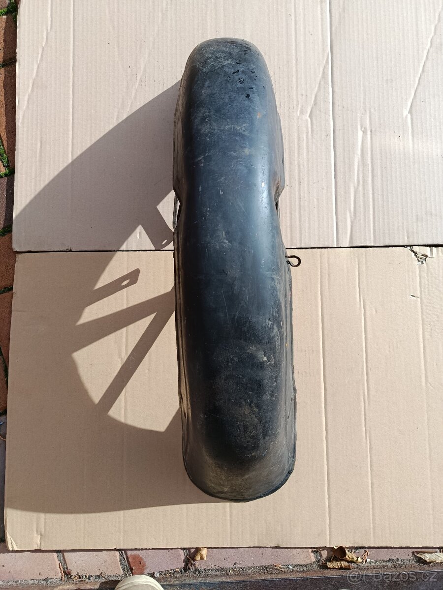 Jawa Kývačka, Panelka.