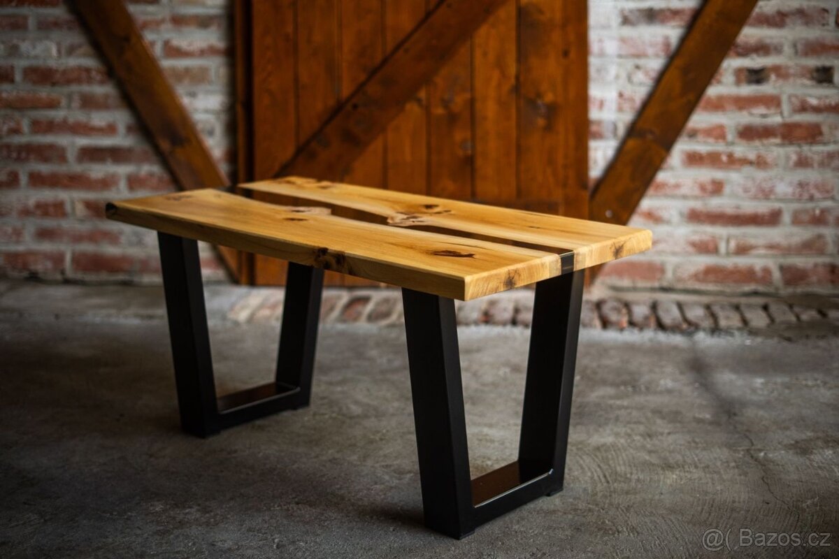 Jilmový konferenční stolek Hope