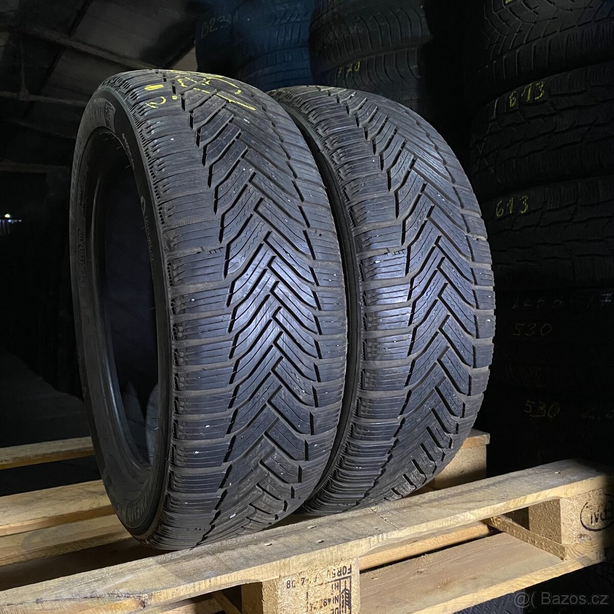 Zimní pneu 215/55 R17 94H Michelin 5mm
