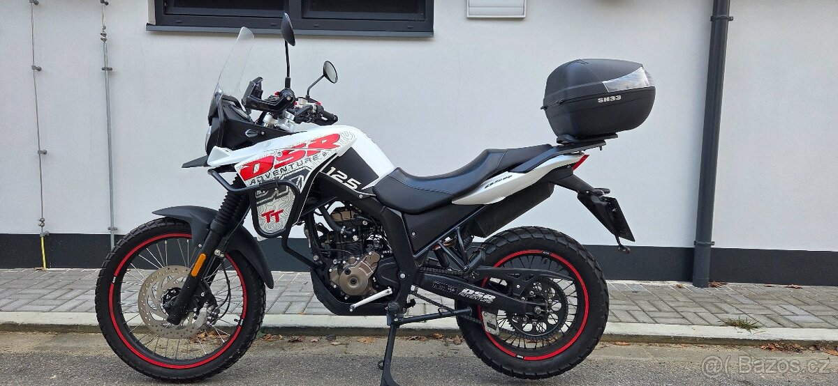 UM DSR Adventure 125 TT - 6200 km, v záruce