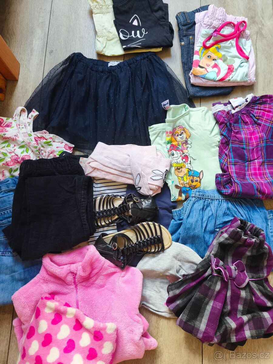 Balík oblečení 116-122