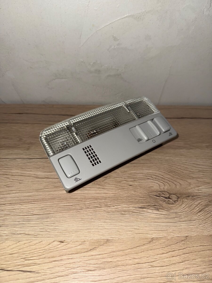 Vnitřní panel se světlem VW/Škoda/Seat 1TD947105